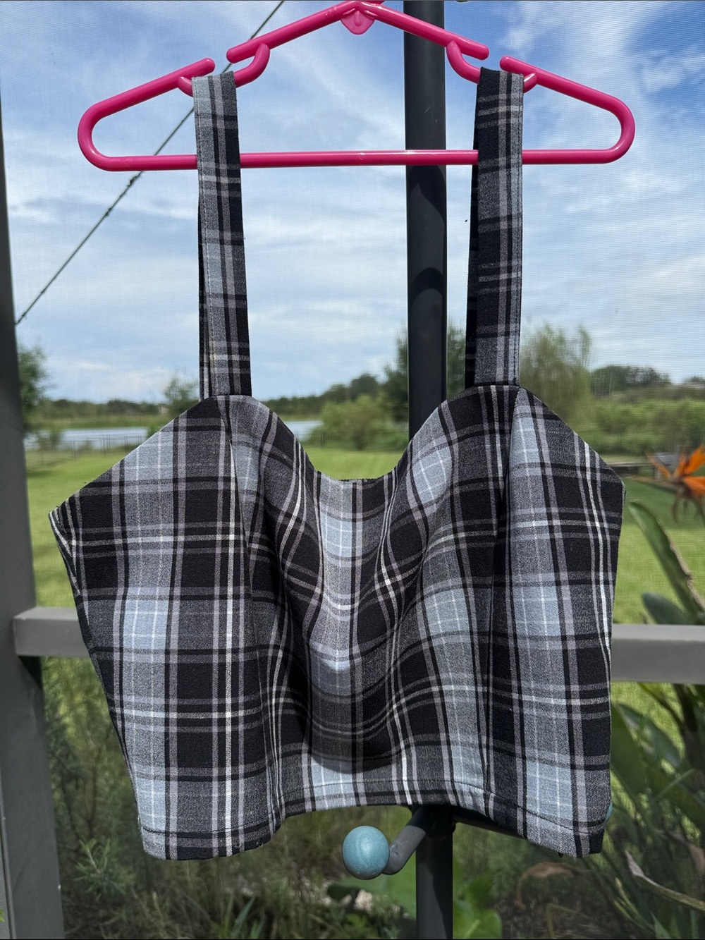 Forever 21 Black & Gray Plaid Crop Top